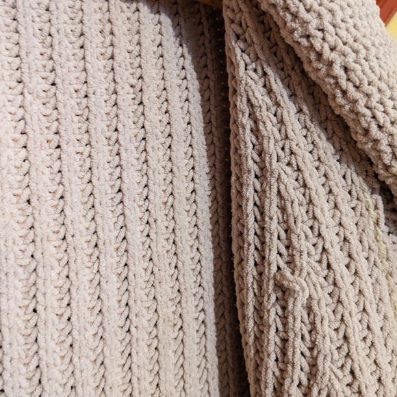 Black Tape_ Chunky Knit Cardigan, Dusty Pink, Size S, EUCUC - Picture 7 of 7